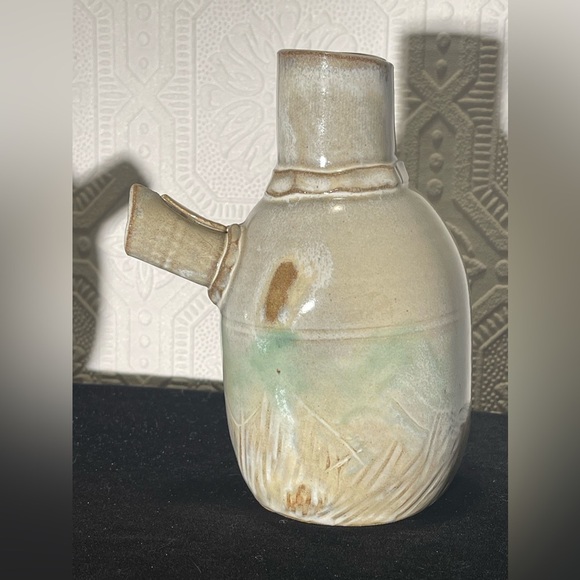 Vintage hand made pottery pitcher - Picture 3 of 16